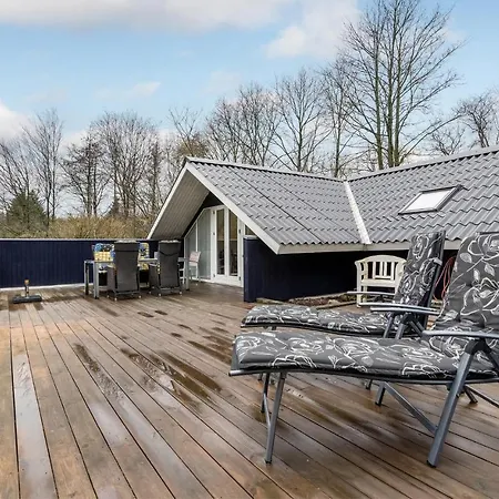 Hotel 3 Bedroom In Toftlund
