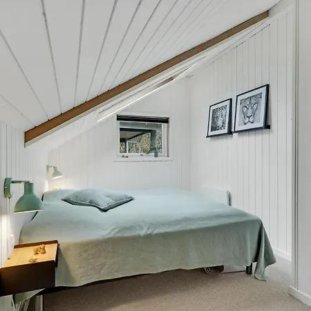 Hotel 3 Bedroom In 3*